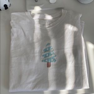 SUNKISSEDCOCONUT CHRISTMAS TREE TEE